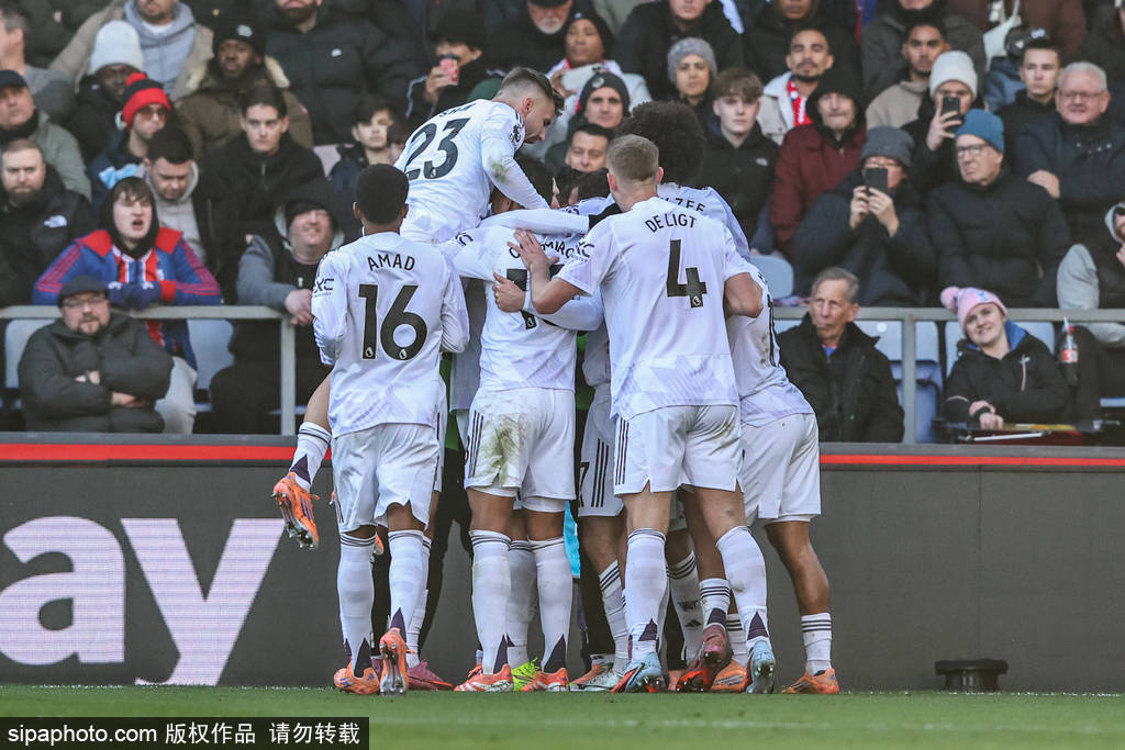 NBA半场：哈登19分，戈贝尔一级恶意，快船56-42领先森林狼